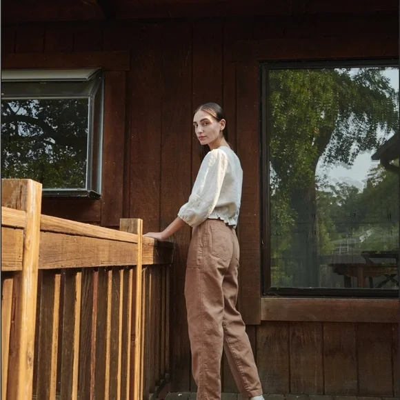 First Rite Linen Blouse - Picture 6 of 7